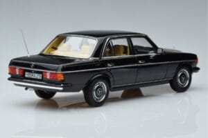 Mercedes 230E W123 Περιορισμένη Έκδοση Norev 1:18 183711 Μέταλλο - εικόνα 3 από 8