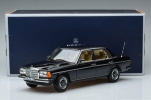 Mercedes 230E W123 Περιορισμένη Έκδοση Norev 1:18 183711 Μέταλλο - εικόνα 8 από 8
