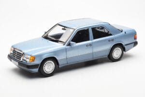 Mercedes 230E W124 Ανοιχτό Μπλε Μεταλλικό Norev 1:18 183945