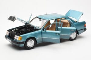 Mercedes 230E W124 Beryl Metallic Έκδοση Αντιπροσώπου Norev 1:18 B66040698 Μέταλλο - εικόνα 2 από 8