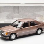Mercedes 230E W124 Rosewood Metallic Έκδοση Αντιπροσώπου Norev 1:18 B66040697 - image 8 of 8