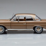 Mercedes 250 SE Coupe W111 Χρυσό Μεταλλικό Norev 1:18 - image 4 of 7