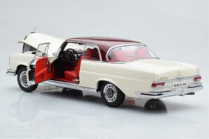 Mercedes 280 SE W108 Λευκό AUTOart 1:18 76287 Μέταλλο - εικόνα 3 από 8