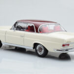 Mercedes 280 SE W108 Λευκό AUTOart 1:18 - image 7 of 8