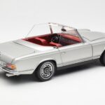 Mercedes 280 SL W113 Pagoda Ασημί Schuco 1:18 450035000 - image 3 of 8