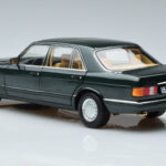 Mercedes 560 SEL W126 Σκούρο Πράσινο Μεταλλικό Norev 1:18 - image 6 of 7