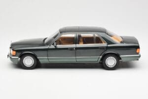 Mercedes 560 SEL W126 Night Πράσινο Μεταλλικό Dealer Edition Norev 1:18 B66040626 Μέταλλο - εικόνα 4 από 8