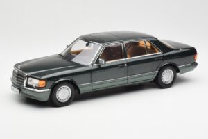 Mercedes 560 SEL W126 Night Πράσινο Μεταλλικό Dealer Edition Norev 1:18 B66040626