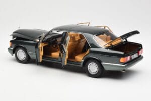 Mercedes 560 SEL W126 Night Πράσινο Μεταλλικό Dealer Edition Norev 1:18 B66040626 Μέταλλο - εικόνα 5 από 8