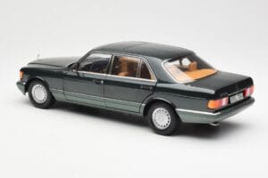 Mercedes 560 SEL W126 Night Πράσινο Μεταλλικό Dealer Edition Norev 1:18 B66040626 Μέταλλο - εικόνα 7 από 8