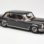 Mercedes 600 SWB W100 Μαύρο KK-Scale 1:18 180601 - image 4 of 6