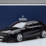 Mercedes A-Class W177 AMG Line Norev 1:18 183861 Μέταλλο - image 7 of 7