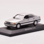 Mercedes C-Class W202 C220 Ασημί Minichamps 1:43 - image 2 of 4