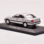 Mercedes C-Class W202 C220 Ασημί Minichamps 1:43 - image 3 of 4