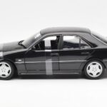 Mercedes C-Class W202 C36 AMG Μαύρο Μεταλλικό UT Models 1:18 - image 3 of 6