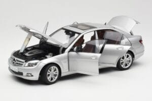 Mercedes C-Class W204 Avantgarde Ασημί AUTOart 1:18 B66962368 Μέταλλο - εικόνα 2 από 8