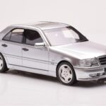 Mercedes C36 AMG W202 Ασημί Otto 1:18 - image 4 of 6