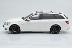 Mercedes C63 AMG S204 T-Model Λευκό GT Spirit 1:18 GT147 Ρητίνη - εικόνα 3 από 8