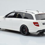 Mercedes C63 AMG S204 T-Model Λευκό GT Spirit 1:18 - image 5 of 8