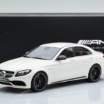 Mercedes C63S AMG W205 Λευκό GT Spirit 1:18 - image 6 of 6