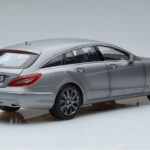 Mercedes CLS Shooting Brake X218 Alanite Γκρι Norev 1:18 - image 3 of 7