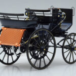 Mercedes Daimler Motorkutsche Σκούρο Μπλε Norev 1:18 - image 2 of 6