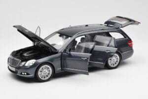 Mercedes E-Class S212 T-Model Tenorit Γκρι Metallic Minichamps 1:18 B66962447 Μέταλλο - εικόνα 2 από 8
