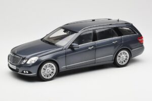 Mercedes E-Class S212 T-Model Tenorit Γκρι Metallic Minichamps 1:18 B66962447