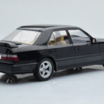 Mercedes E-Class W124 Tuning Μαύρο MCG 1:18 - image 2 of 6