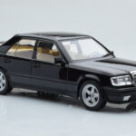 Mercedes E-Class W124 Tuning Μαύρο MCG 1:18 - image 4 of 6