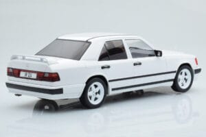 Mercedes E-Class W124 Tuning Λευκό MCG 1:18 MCG18343 Μέταλλο - εικόνα 2 από 6