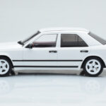 Mercedes E-Class W124 Tuning Λευκό MCG 1:18 - image 3 of 6