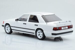 Mercedes E-Class W124 Tuning Λευκό MCG 1:18 MCG18343 Μέταλλο - εικόνα 5 από 6