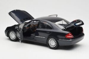 Mercedes E-Class W211 Μπλε Metallic Kyosho 1:18 B66962147 Μέταλλο - εικόνα 5 από 8