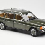 Mercedes 230T W123 T-Model Πράσινο Μεταλλικό Norev 1:18 183730 - image 6 of 8