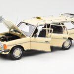 Mercedes 230T W123 T-Model Ταξί Norev 1:18 183731 - image 2 of 8