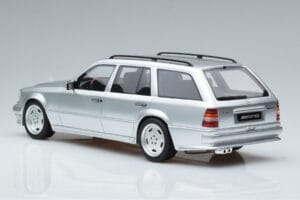 Mercedes E36 AMG S124 Ασημί Otto 1:18 OT889 Ρητίνη - εικόνα 5 από 6