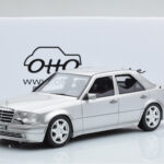 Mercedes E500 W124 Ασημί Otto 1:18 - image 6 of 6