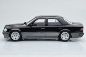 Mercedes E60 AMG W124 Μαύρο Otto 1:18 OT131 Ρητίνη - εικόνα 3 από 6