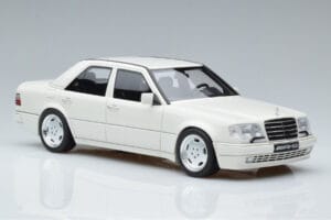 Mercedes E60 AMG W124 Λευκό Otto 1:18 B66040640 Ρητίνη - εικόνα 4 από 6