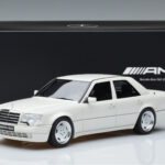 Mercedes E60 AMG W124 Λευκό Otto 1:18 - image 6 of 6