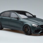 Mercedes E63 AMG Brabus 800 W213 Πράσινο GT Spirit 1:18 - image 4 of 6