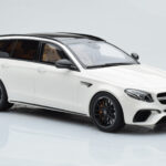 Mercedes AMG E63 S S213 T-Model Λευκό GT Spirit 1:18 - image 4 of 6
