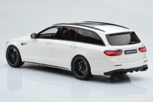 Mercedes AMG E63 S S213 T-Model Λευκό GT Spirit 1:18 GT795 Ρητίνη - εικόνα 5 από 6