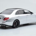 Mercedes AMG E63 S W213 Ασημί GT Spirit 1:18 - image 2 of 6