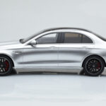 Mercedes AMG E63 S W213 Ασημί GT Spirit 1:18 - image 3 of 6