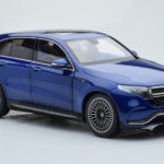 Mercedes EQC 400 Brilliant Μπλε NZG 1:18 - image 6 of 8