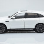 Mercedes EQC 400 Diamond Λευκό NZG 1:18 - image 4 of 8
