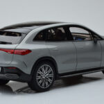 Mercedes EQE SUV X294 AMG Line Alpine Γκρι NZG 1:18 - image 3 of 8