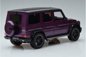 Mercedes G63 AMG W463 Crazy Color Galactic Beam Dealer Edition GT Spirit 1:18 B66961014 Ρητίνη - εικόνα 2 από 6